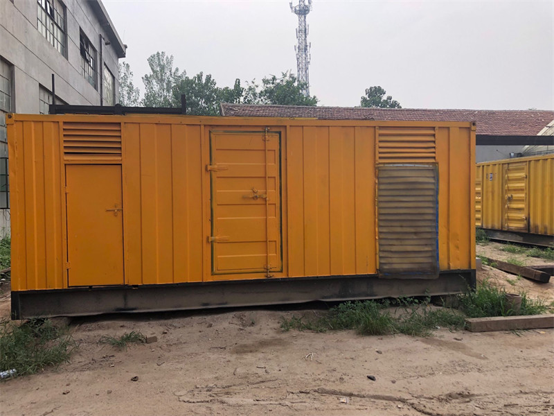 洋浦经济开发区柴油发电机如何判断新机油是否已经完全充满机油滤清器？