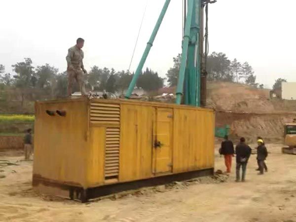 洋浦经济开发区如何判断水冷式机油散热器密封件是否需要更换?